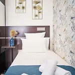 Du Vieux Port 3*