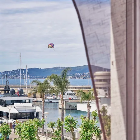 Du Vieux Port Hotel Saint-Raphael (Var)