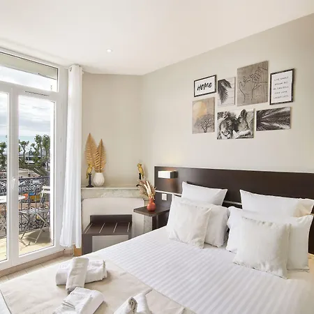 Du Vieux Port Hotel 3*