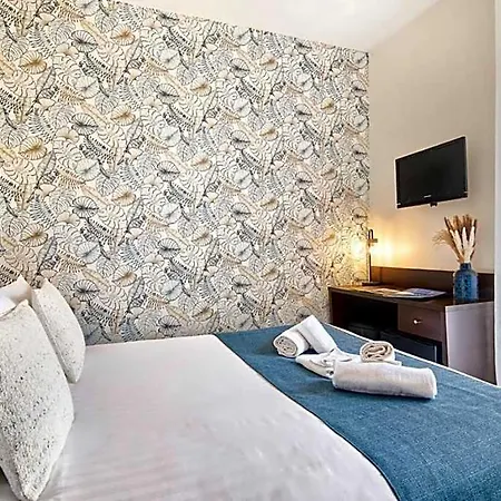 Hotel Du Vieux Port 3*